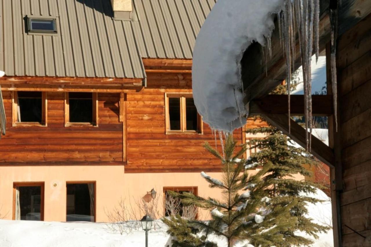 Le Leyrier Hameau Des Chazals Nevache Hautes Alpes Exterior photo